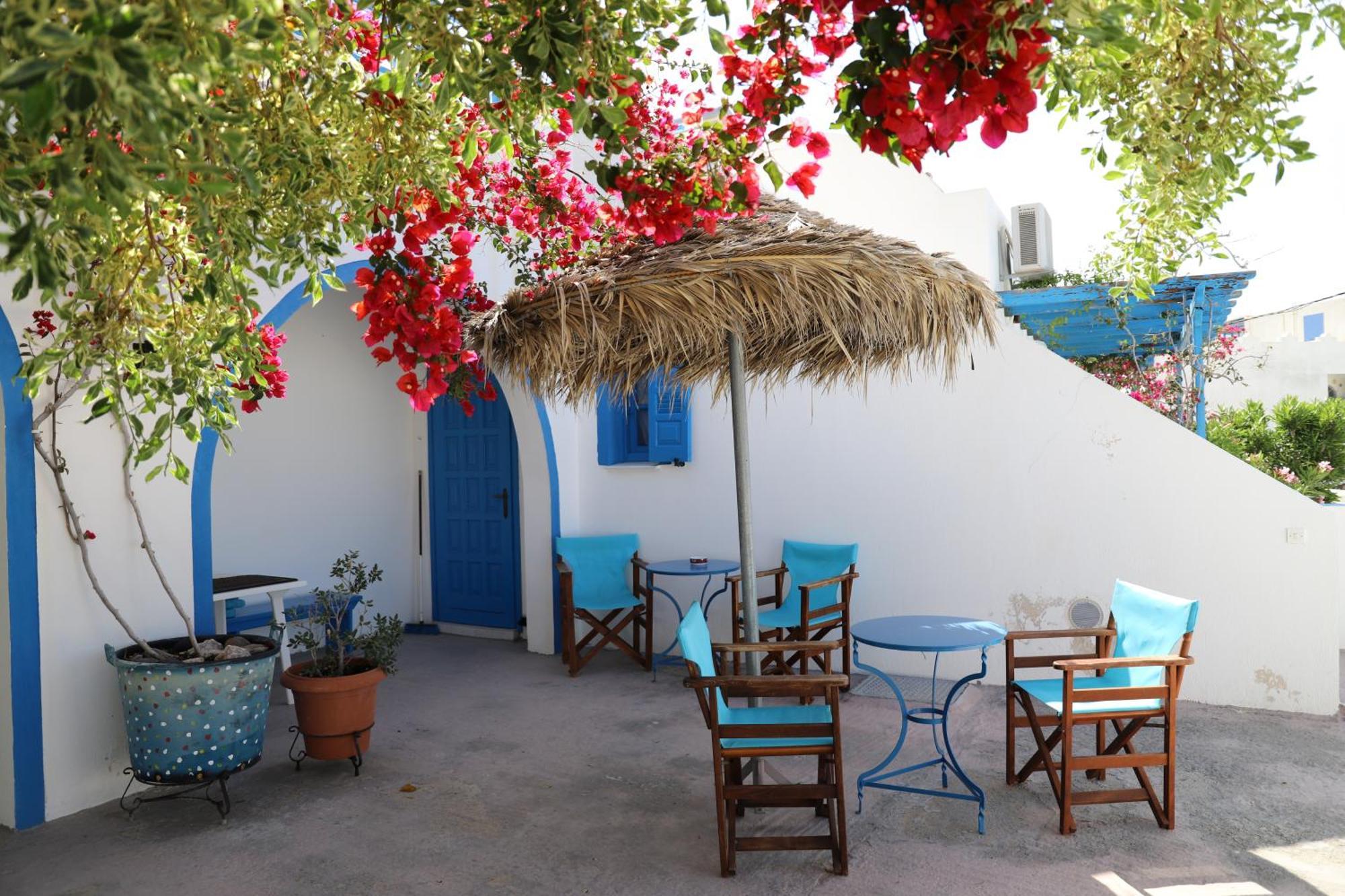 Santorini Seaside Retreat - Flora'S Summer Escape Perissa (Santorini) Exterior foto